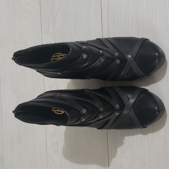 House of Harlow wedge boots - Picture 1 of 6